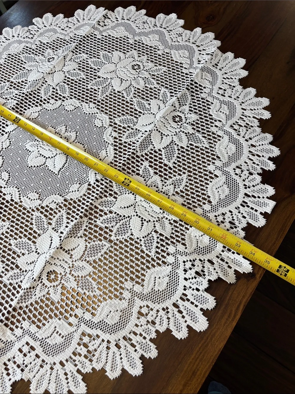 NWT - Vintage JCPenny White Liechtenstein Lace Floral Table Cover